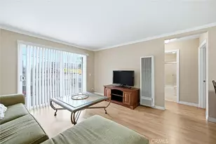 637 Atlantic, Long Beach, CA 90802 - Photo 2