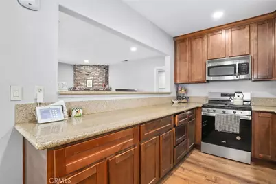 10525 Washington Avenue, South Gate, CA 90280 - Photo 8