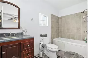 10525 Washington Ave, South Gate, CA 90280 - Photo 16