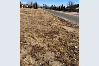 13580 El Cariso, Victorville, CA 92392 - Photo 1