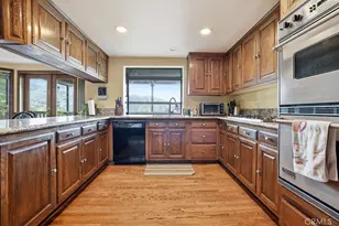 24300 Sylvan Glen, Calabasas, CA 91302 - Photo 14
