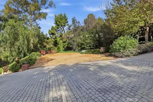 24300 Sylvan Glen, Calabasas, CA 91302 - Photo 18