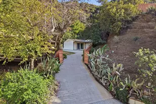 24300 Sylvan Glen, Calabasas, CA 91302 - Photo 16