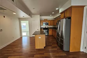 2321 W 10th St, Los Angeles, CA 90006 - Photo 14