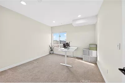 2321 W 10th Street #402, Los Angeles, CA 90006 - Photo 18