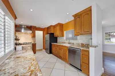 3308 W Teranimar, Anaheim, CA 92804 - Photo 18