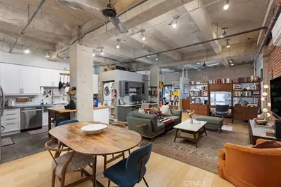 100 W 5th Street #3G, Long Beach, CA 90802 - Photo 2