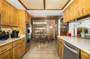 568 S Grove Ave, Anaheim, CA 92805 - Photo 26