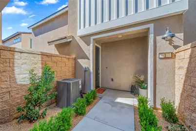 5253 Wildflower Lane #1, Fontana, CA 92336 - Photo 28