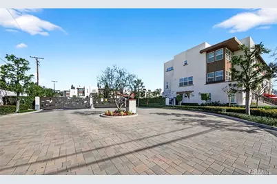 8604 Whittle Court, Downey, CA 90240 - Photo 38