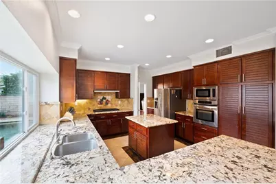4644 Portofino Circle, Cypress, CA 90630 - Photo 14