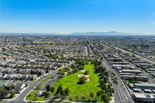 4644 Portofino Cir, Cypress, CA 90630 - Photo 42