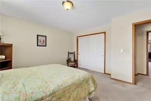 11062 Hollister Rd, Oak Hills, CA 92344 - Photo 26