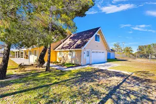 11062 Hollister Rd, Oak Hills, CA 92344 - Photo 4