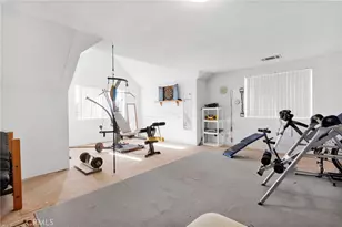 11062 Hollister Rd, Oak Hills, CA 92344 - Photo 46