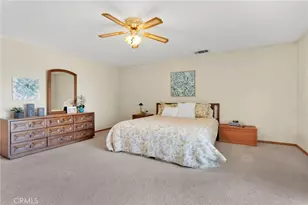 11062 Hollister Rd, Oak Hills, CA 92344 - Photo 28