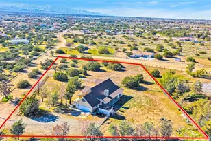 11062 Hollister Rd, Oak Hills, CA 92344 - Photo 64