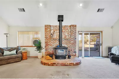 11062 Hollister Road, Oak Hills, CA 92344 - Photo 14