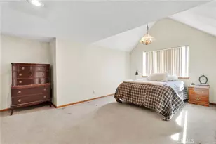 11062 Hollister Rd, Oak Hills, CA 92344 - Photo 42