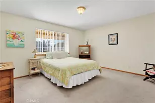 11062 Hollister Rd, Oak Hills, CA 92344 - Photo 24