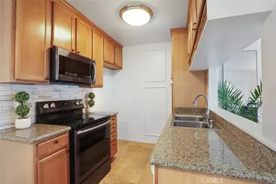 23304 Marigold #203, Torrance, CA 90502 - Photo 6