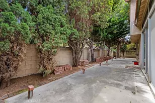 10042 Sprit Cir, Huntington Beach, CA 92646 - Photo 30