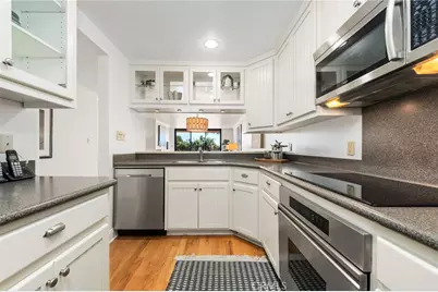 201 Bay Shore Avenue #104, Long Beach, CA 90803 - Photo 6