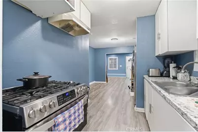 907 E 109th Place, Los Angeles, CA 90059 - Photo 30