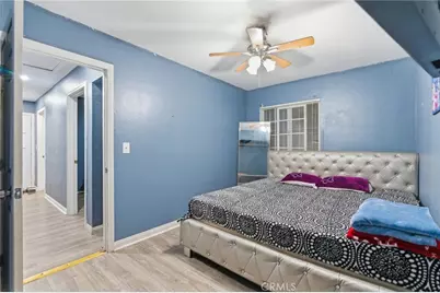 907 E 109th Place, Los Angeles, CA 90059 - Photo 38