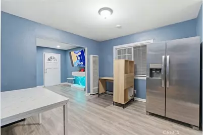 907 E 109th Place, Los Angeles, CA 90059 - Photo 28