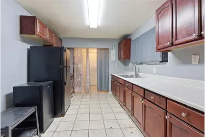 907 E 109th Place, Los Angeles, CA 90059 - Photo 16