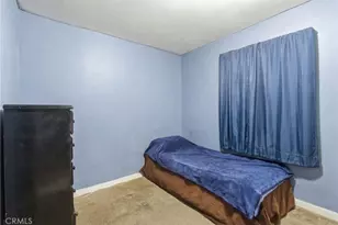 907 E 109th Pl, Los Angeles, CA 90059 - Photo 12