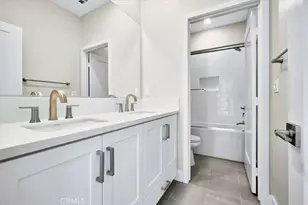 252 Chorus, Irvine, CA 92618 - Photo 46