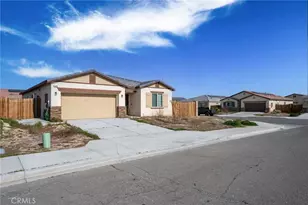 11458 Helena St, Adelanto, CA 92301 - Photo 2