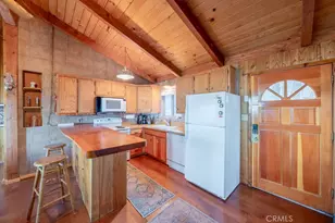 272 Manzanita Dr, Green Valley Lake, CA 92341 - Photo 4