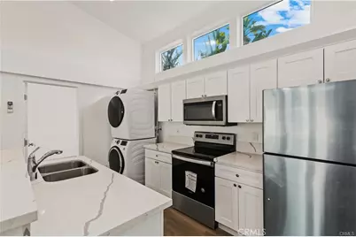 552 N Cambridge St, Orange, CA 92867 - Photo 8