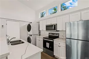 552 N Cambridge St, Orange, CA 92867 - Photo 8