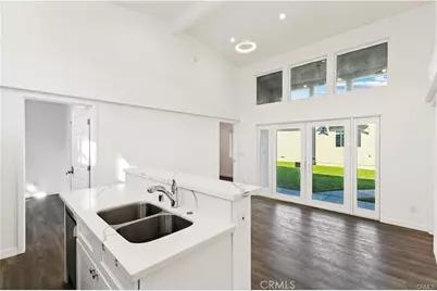 552 N Cambridge St, Orange, CA 92867 - Photo 8