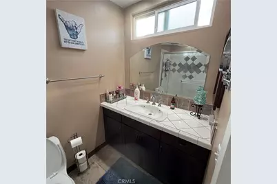 701 W Crestview, Corona, CA 92882 - Photo 14