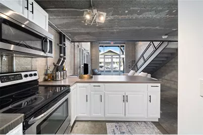 834 E 4th Street #H, Long Beach, CA 90802 - Photo 12