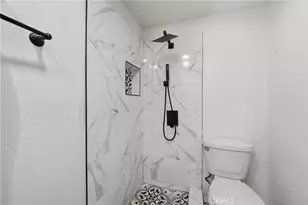 2915 E 60th Pl, Huntington Park, CA 90255 - Photo 22