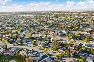 832 Presidio, Costa Mesa, CA 92626 - Photo 30