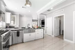 5149 Sammy Hagar, Fontana, CA 92336 - Photo 14