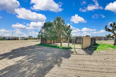4851 Chevoit Road, Phelan, CA 92371 - Photo 38