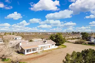 4851 Chevoit Rd, Phelan, CA 92371 - Photo 36