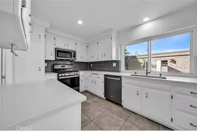 6842 Amelia Way, Cypress, CA 90630 - Photo 4