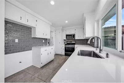 6842 Amelia Way, Cypress, CA 90630 - Photo 6