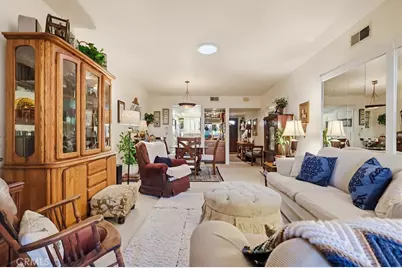 2101 E 21st #306, Signal Hill, CA 90755 - Photo 10