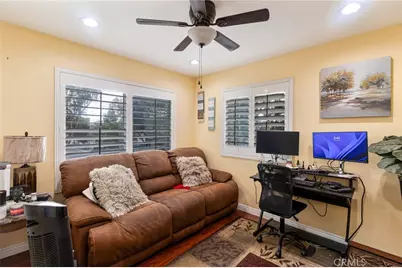 1061 Harbor Heights #B, Harbor City, CA 90710 - Photo 12