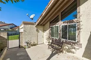 5532 E Vista Del Este, Anaheim Hills, CA 92807 - Photo 4